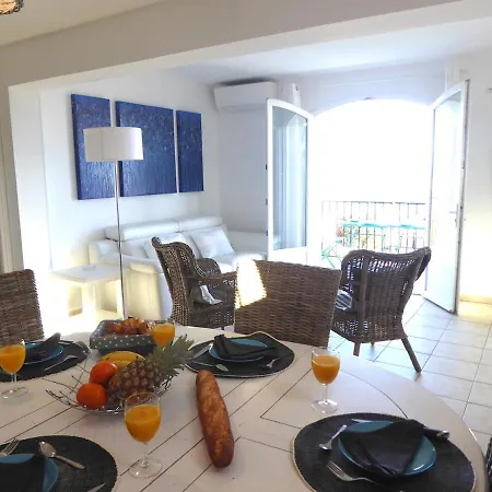 Mer, 6 Couchages Maxime Apartment Sainte-Maxime